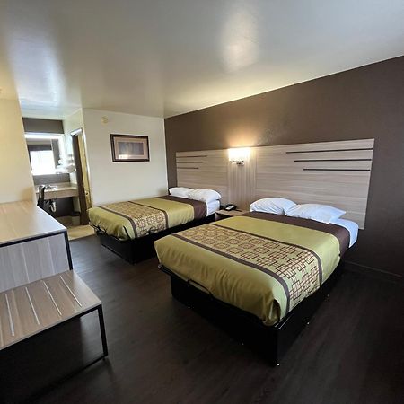 Budget Inn By Oyo Nassawadox Hwy 13 Esterno foto